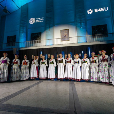 Photo from B4EU Forum